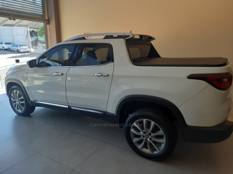 TORO 2.0 16V TURBO DIESEL VOLCANO AT9 4X4 AUTOMÁTICO - 2019 - BENTO GONçALVES