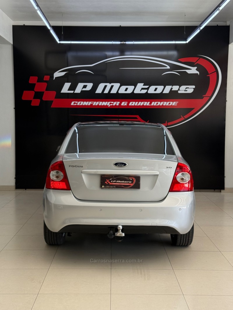 FOCUS 2.0 GLX 16V FLEX 4P MANUAL - 2013 - FARROUPILHA