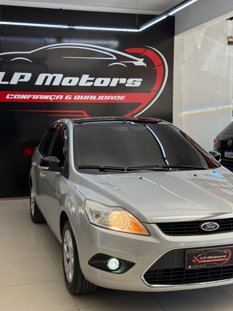 FOCUS 2.0 GLX 16V FLEX 4P MANUAL - 2013 - FARROUPILHA