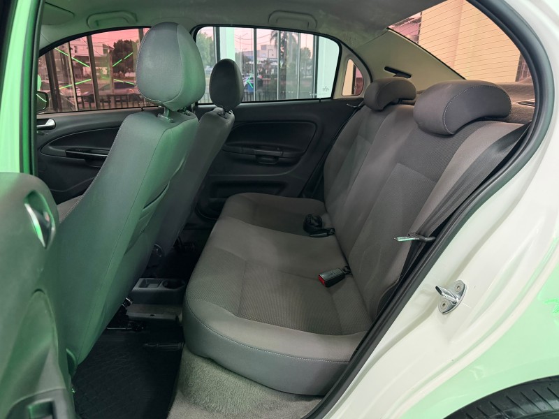 VOYAGE 1.6 MI COMFORTLINE 8V FLEX 4P MANUAL - 2010 - FELIZ