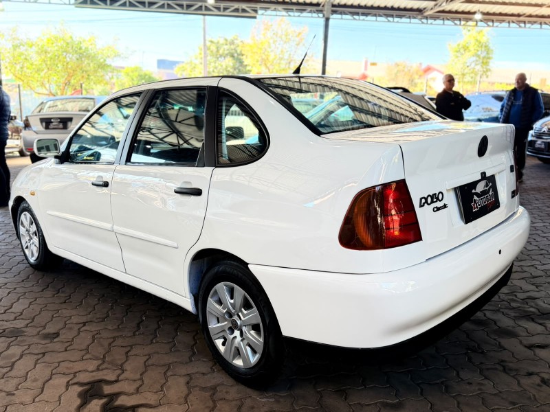 POLO 1.8 MI CLASSIC SPECIAL SEDAN 8V GASOLINA 4P MANUAL - 2000 - CAXIAS DO SUL