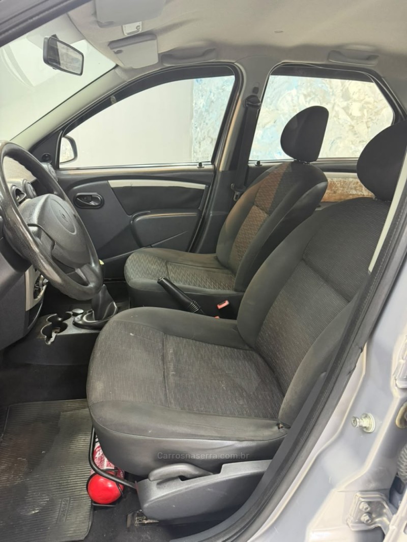 LOGAN 1.0 EXPRESSION 16V FLEX 4P MANUAL - 2010 - CAXIAS DO SUL