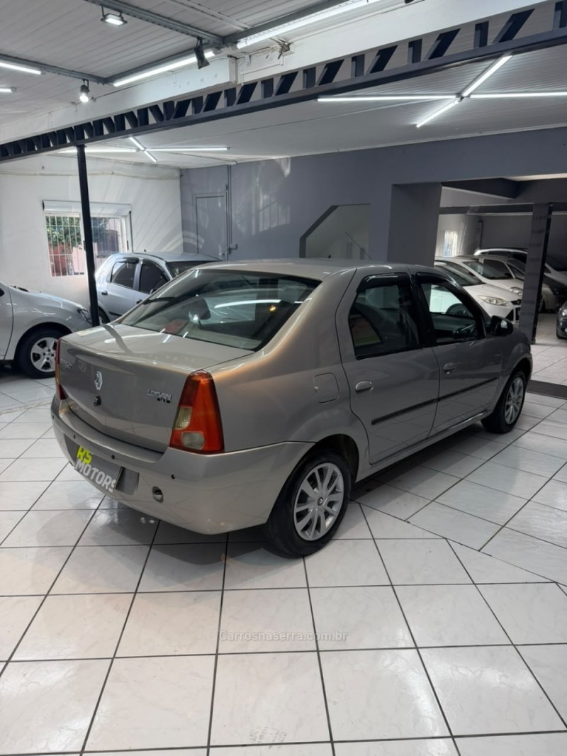 LOGAN 1.0 EXPRESSION 16V FLEX 4P MANUAL - 2010 - CAXIAS DO SUL