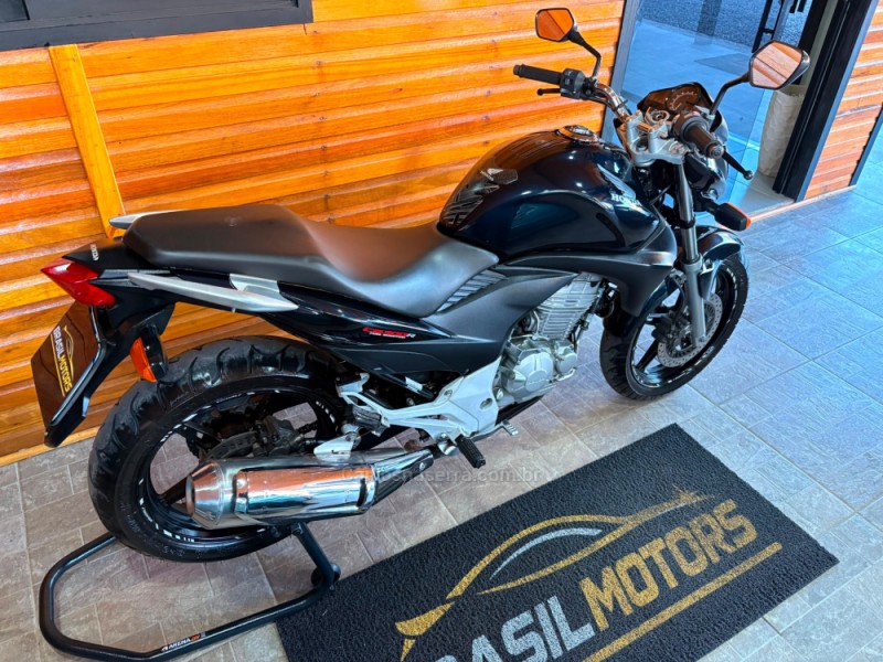 CB 300R ABS - 2013 - ESTâNCIA VELHA