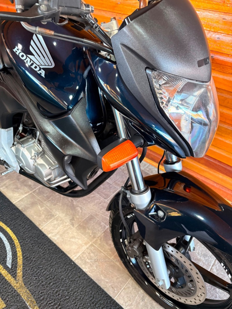 CB 300R ABS - 2013 - ESTâNCIA VELHA