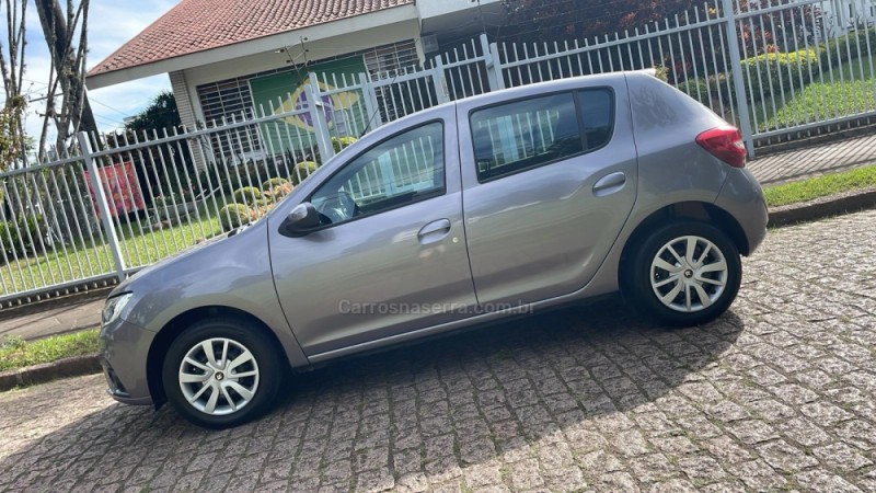 SANDERO 1.0 ZEN 12V FLEX 4P MANUAL - 2022 - PORTO ALEGRE