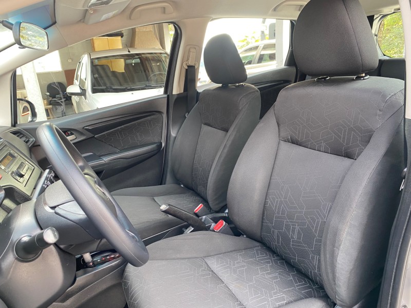 FIT 1.5 LX 16V FLEX 4P AUTOMÁTICO - 2015 - CARLOS BARBOSA