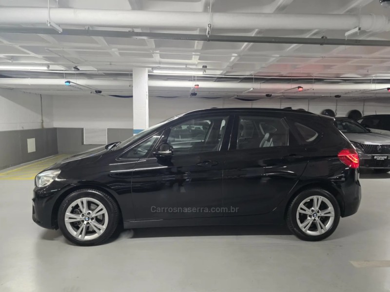 220I 2.0 TOURER TURBO ACTIVEFLEX 4P AUTOMÁTICO - 2018 - PORTO ALEGRE