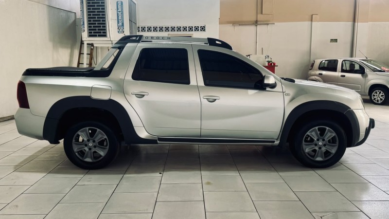 DUSTER OROCH 2.0 16V FLEX DYNAMIQUE AT 4P AUTOMÁTICO - 2019 - ESTâNCIA VELHA