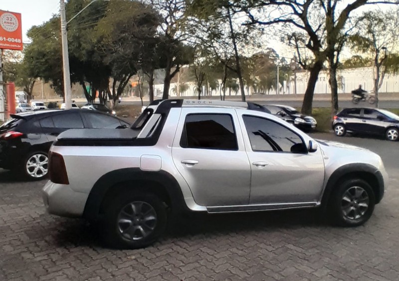 DUSTER OROCH 2.0 16V FLEX DYNAMIQUE AT 4P AUTOMÁTICO - 2019 - ESTâNCIA VELHA