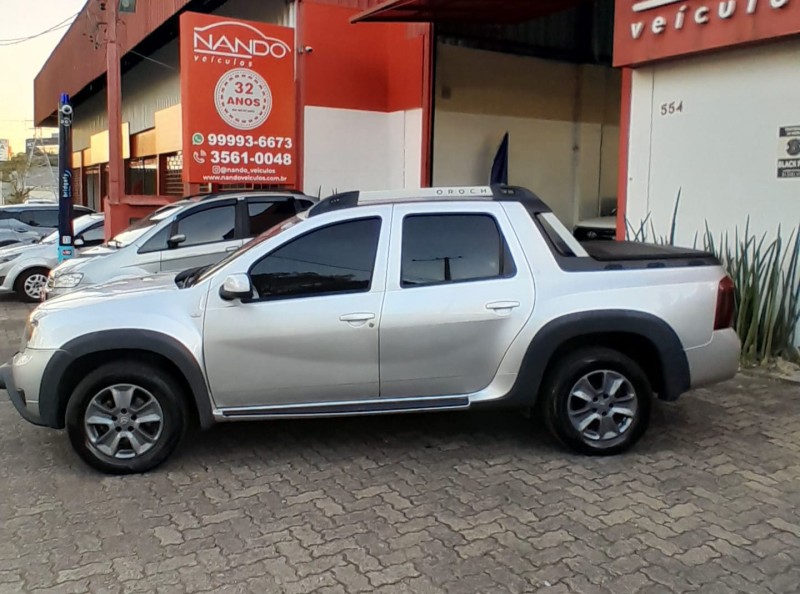 DUSTER OROCH 2.0 16V FLEX DYNAMIQUE AT 4P AUTOMÁTICO - 2019 - ESTâNCIA VELHA
