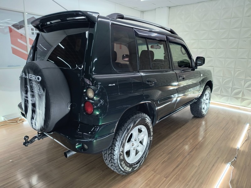 PAJERO TR4 2.0 4X4 16V 133CV FLEX 4P MANUAL - 2008 - CAXIAS DO SUL