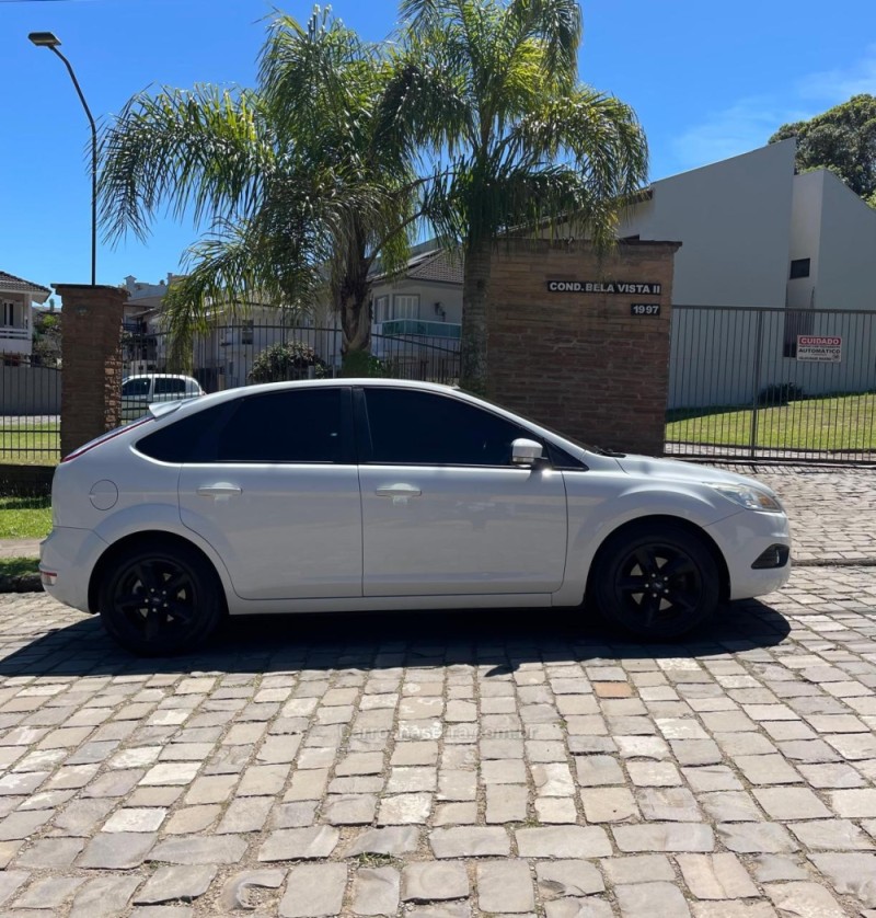 FOCUS 1.6 GL 8V GASOLINA 4P MANUAL - 2012 - CAXIAS DO SUL