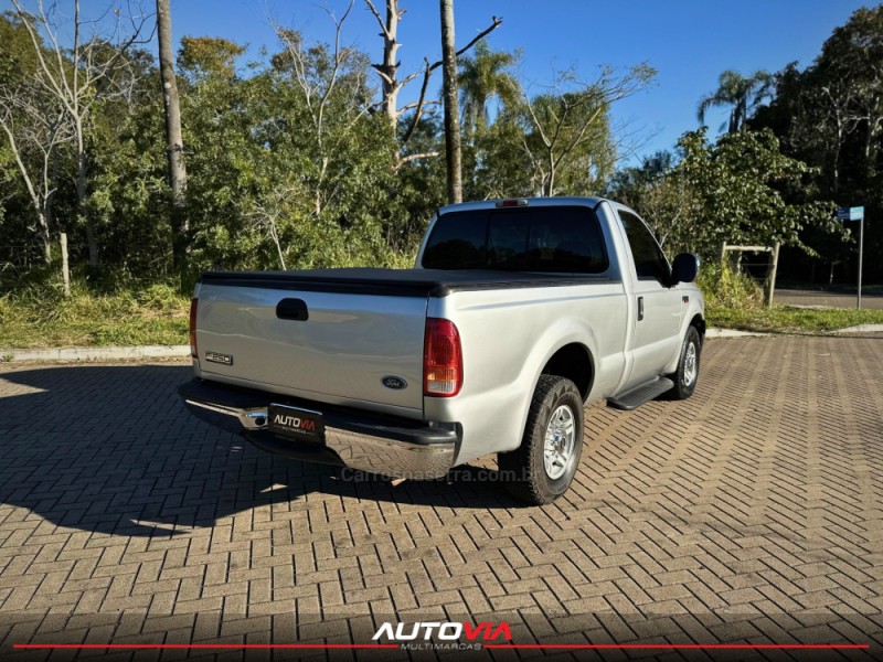 F-250 3.9 XLT 4X2 CS DIESEL 2P MANUAL - 2007 - SAPIRANGA