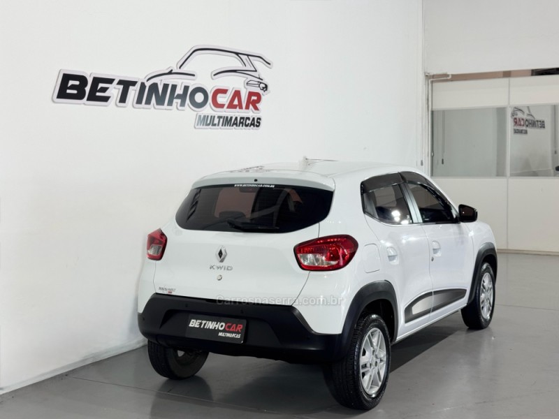 KWID 1.0 12V SCE FLEX INTENSE MANUAL - 2019 - ESTâNCIA VELHA