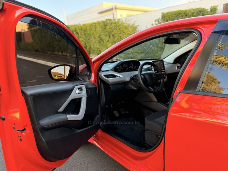 208 1.2 ACTIVE PACK 12V FLEX 4P MANUAL - 2020 - SãO LEOPOLDO