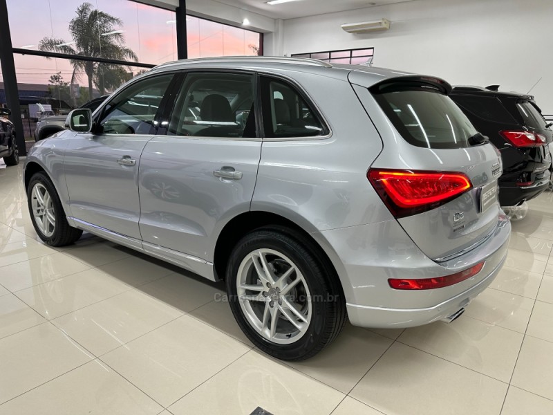 Q5 2.0 TFSI AMBIENTE 16V GASOLINA 4P AUTOMÁTICO - 2015 - CHARQUEADAS