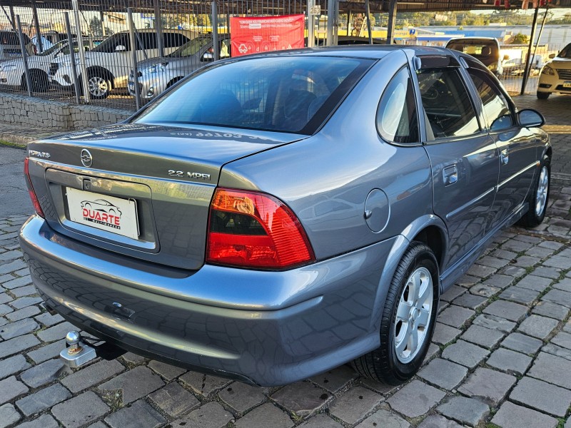 VECTRA 2.2 MPFI GLS 8V GASOLINA 4P MANUAL - 2000 - CAXIAS DO SUL