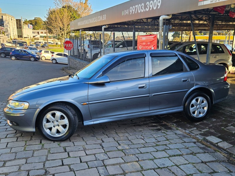 VECTRA 2.2 MPFI GLS 8V GASOLINA 4P MANUAL - 2000 - CAXIAS DO SUL