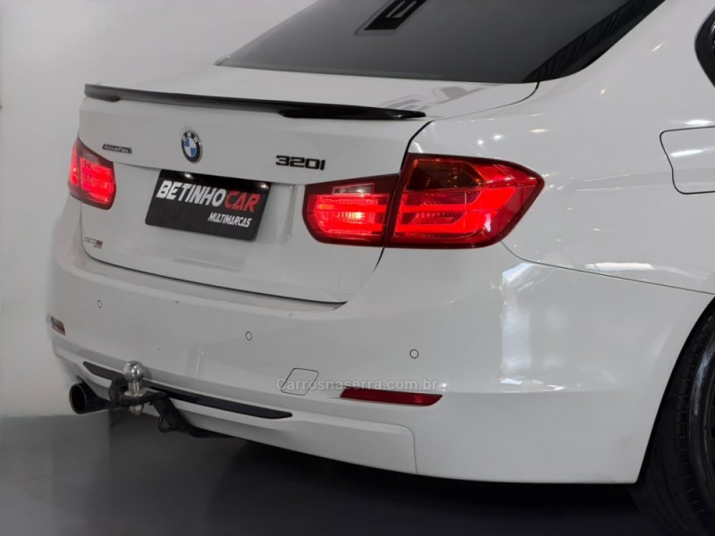320I 2.0 GP 16V TURBO ACTIVE FLEX 4P AUTOMÁTICO - 2015 - ESTâNCIA VELHA