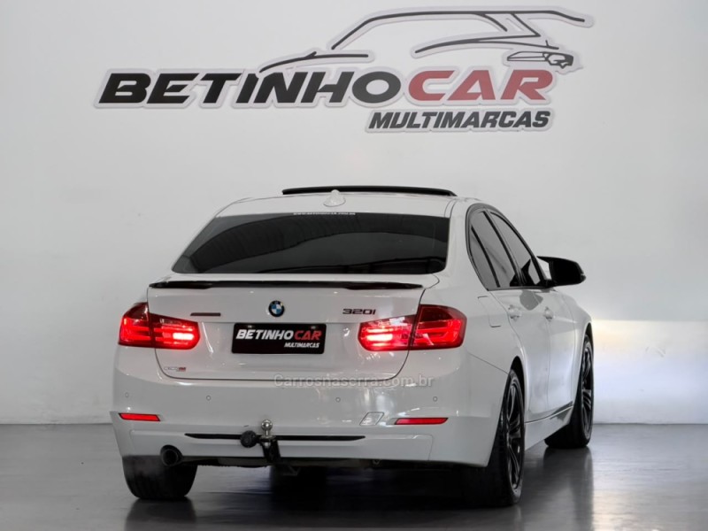 320I 2.0 GP 16V TURBO ACTIVE FLEX 4P AUTOMÁTICO - 2015 - ESTâNCIA VELHA