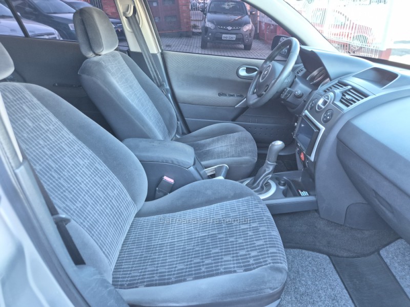 MÉGANE 1.6 DYNAMIQUE GRAND TOUR 16V FLEX 4P MANUAL - 2012 - CAXIAS DO SUL