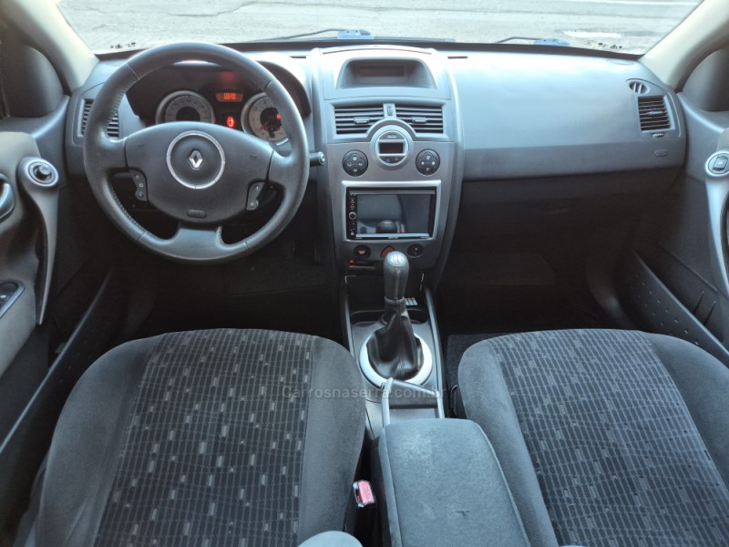MÉGANE 1.6 DYNAMIQUE GRAND TOUR 16V FLEX 4P MANUAL - 2012 - CAXIAS DO SUL