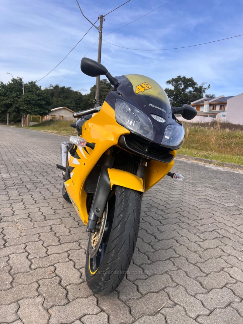 NINJA ZX-6R 600CC  - 2001 - CAXIAS DO SUL