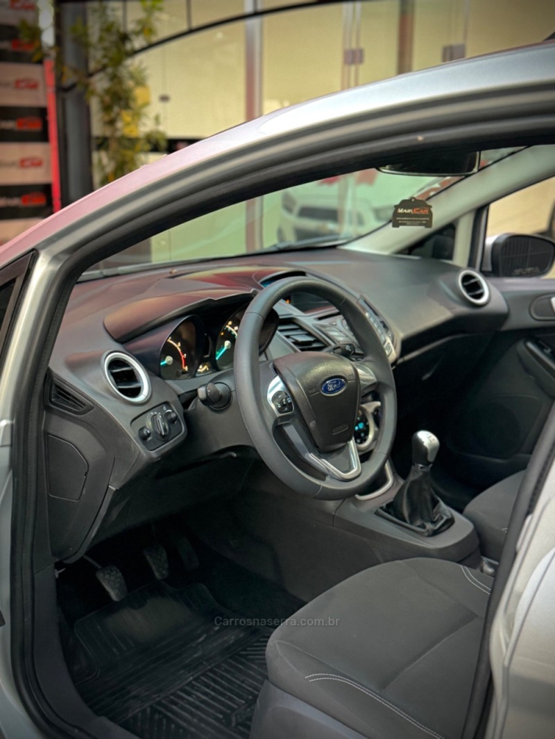 FIESTA 1.6 SE HATCH PLUS 16V FLEX 4P MANUAL - 2014 - ESTâNCIA VELHA