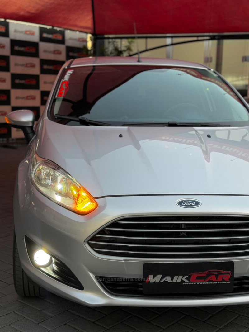 FIESTA 1.6 SE HATCH PLUS 16V FLEX 4P MANUAL - 2014 - ESTâNCIA VELHA