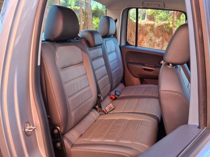 AMAROK 3.0 V6 TDI HIGHLINE CD DIESEL 4MOTION AUTOMÁTICO - 2024 - BENTO GONçALVES