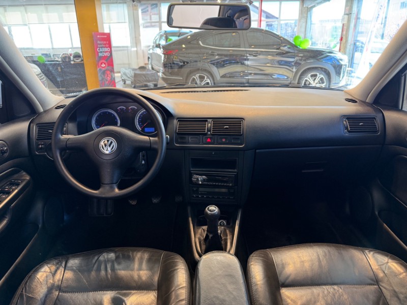 GOLF 1.6 MI GENERATION 8V GASOLINA 4P MANUAL - 2005 - BENTO GONçALVES