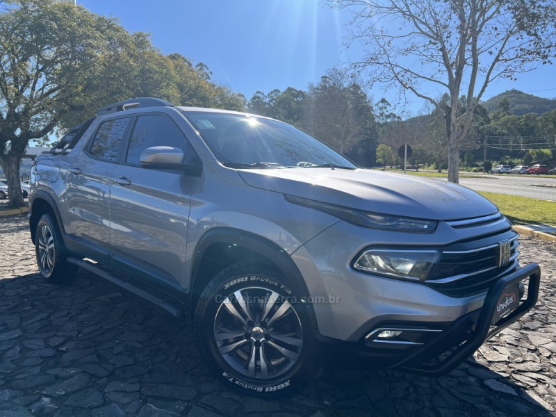 TORO 2.0 16V TURBO DIESEL FREEDOM 4WD AT9 AUTOMÁTICO - 2022 - DOIS IRMãOS