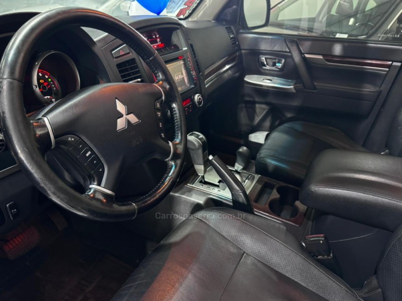 PAJERO FULL 3.2 HPE 4X4 16V TURBO INTERCOOLER DIESEL 4P AUTOMÁTICO - 2014 - ESTâNCIA VELHA