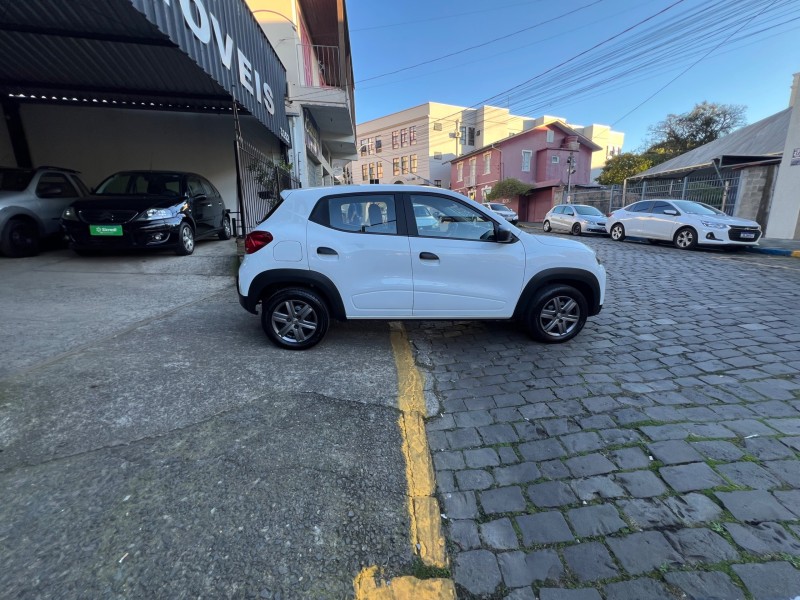 KWID 1.0 12V SCE FLEX ZEN MANUAL - 2023 - GARIBALDI