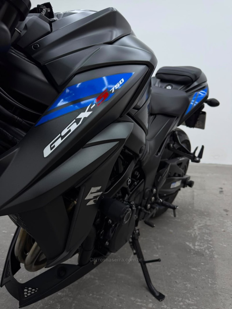 GSXS 750 AZ - 2020 - CAXIAS DO SUL