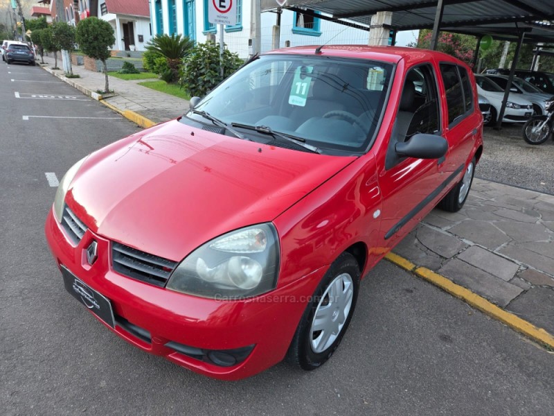CLIO 1.0 AUTHENTIQUE 8V GASOLINA 4P MANUAL - 2011 - PICADA CAFé