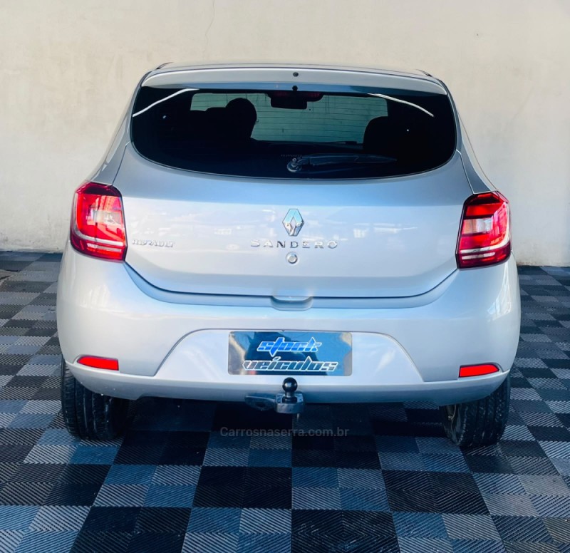 SANDERO 1.0 AUTHENTIQUE 8V FLEX 4P MANUAL - 2016 - NOVO HAMBURGO