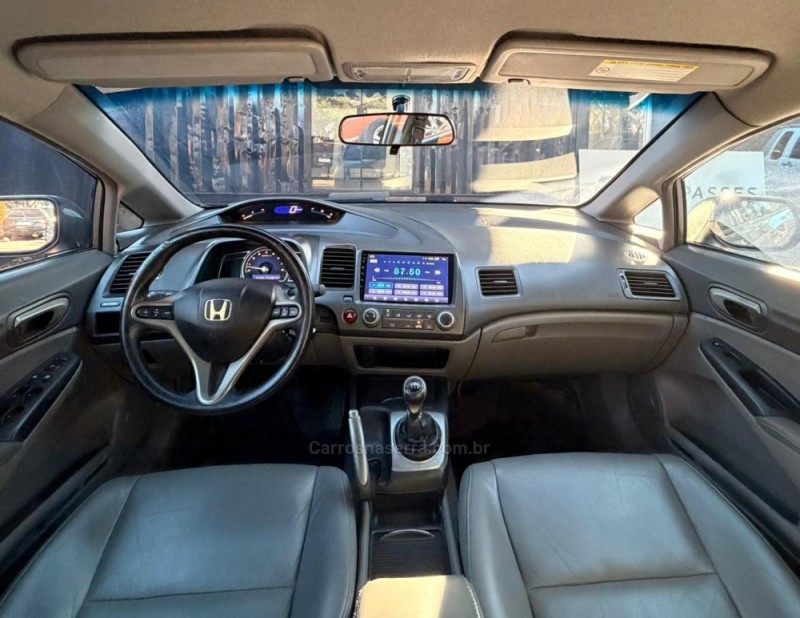 CIVIC 1.8 LXL 16V FLEX 4P MANUAL - 2010 - PORTãO