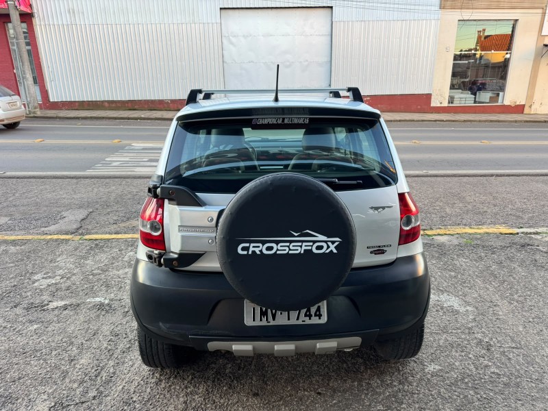 CROSSFOX 1.6 MI FLEX 8V 4P MANUAL - 2006 - VACARIA