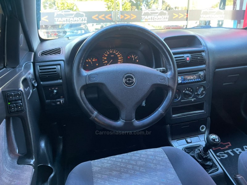 ASTRA 1.8 MPFI GL SEDAN 8V GASOLINA 4P MANUAL - 2000 - CAXIAS DO SUL