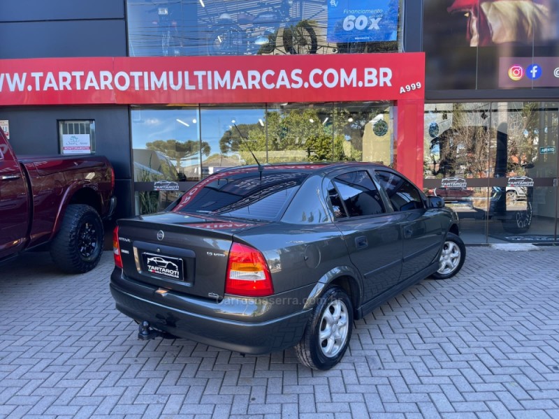 ASTRA 1.8 MPFI GL SEDAN 8V GASOLINA 4P MANUAL - 2000 - CAXIAS DO SUL