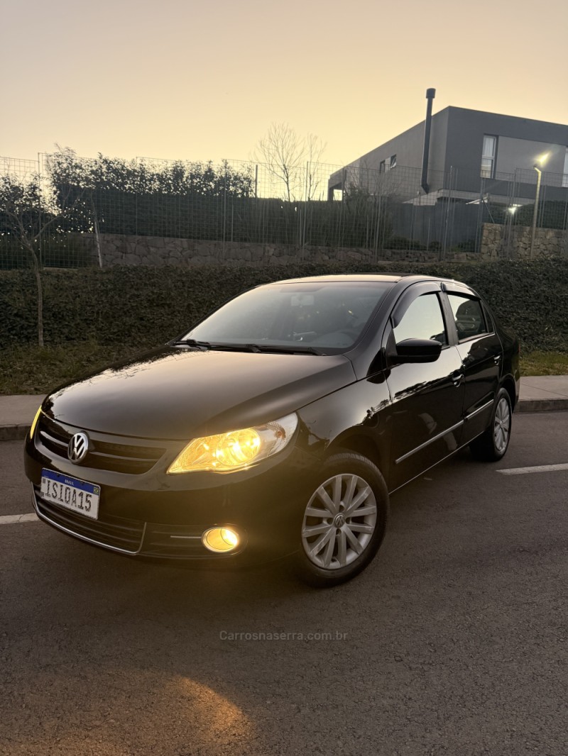 VOYAGE 1.6 MI COMFORTLINE 8V FLEX 4P MANUAL - 2010 - CAXIAS DO SUL