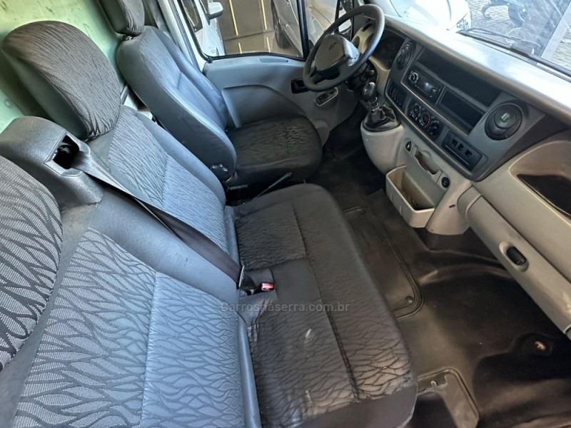 MASTER 2.5 TURBO DCI FURGÃO CURTO DIESEL 3P MANUAL - 2013 - SAPIRANGA