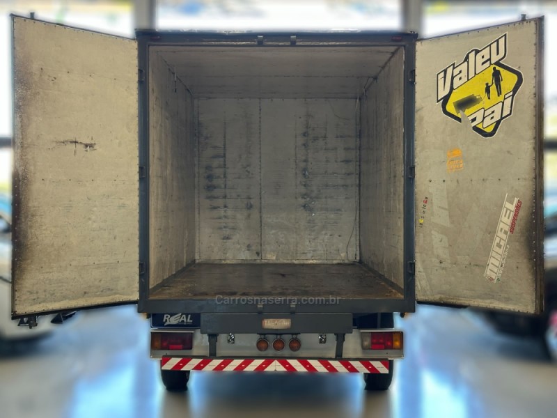 MASTER 2.5 TURBO DCI FURGÃO CURTO DIESEL 3P MANUAL - 2013 - SAPIRANGA