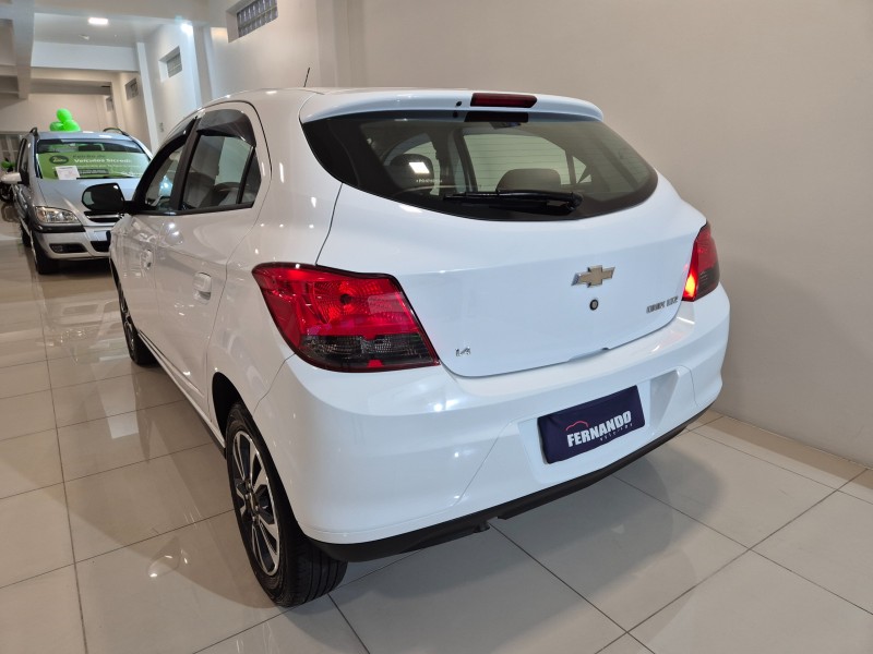 ONIX 1.4 MPFI LTZ 8V FLEX 4P MANUAL - 2015 - BENTO GONçALVES
