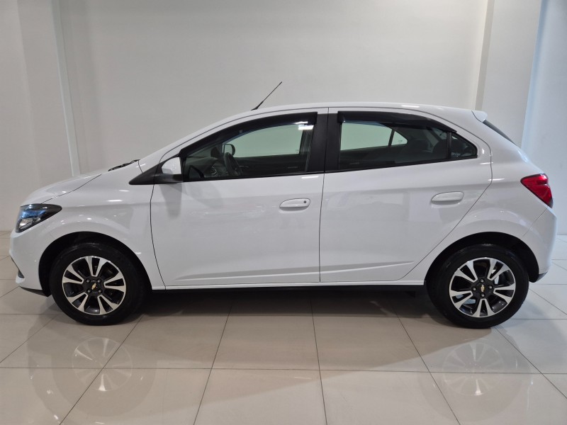 ONIX 1.4 MPFI LTZ 8V FLEX 4P MANUAL - 2015 - BENTO GONçALVES