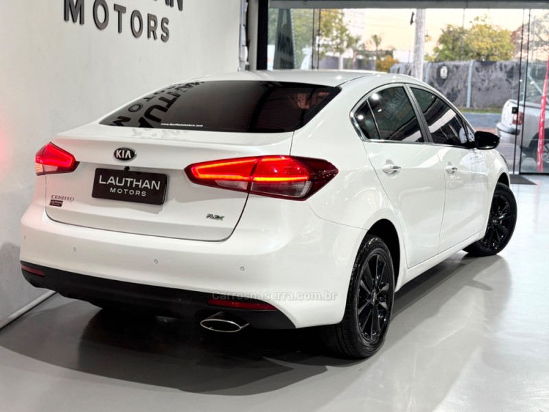 CERATO 1.6 SX E.233 16V GASOLINA 4P AUTOMÁTICO - 2017 - NOVO HAMBURGO