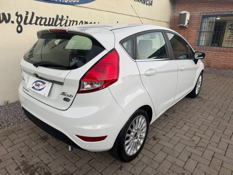 FIESTA 1.6 TITANIUM HATCH 16V FLEX 4P AUTOMÁTICO - 2016 - CAXIAS DO SUL