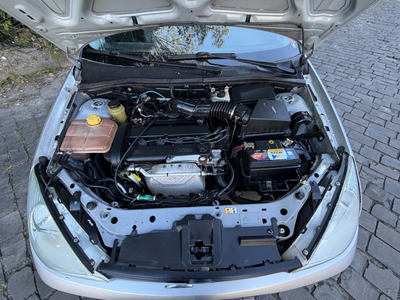 FOCUS 1.8 GLX 16V GASOLINA 4P MANUAL - 2003 - CAXIAS DO SUL